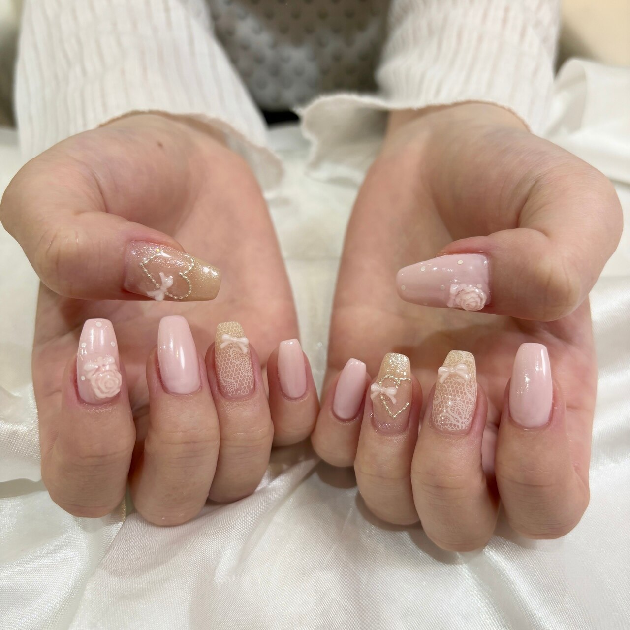 ガーリーネイル ドットデザイン 梅田