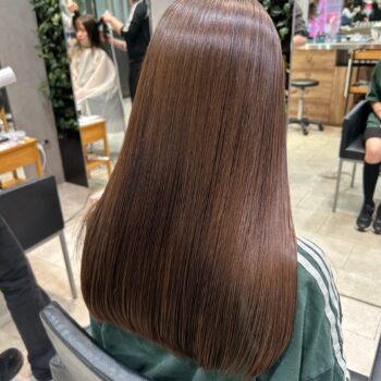 酸性ストレート 髪質改善ヘアスタイル 森ノ宮