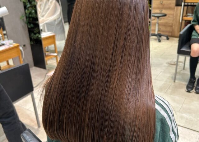 酸性ストレート 髪質改善ヘアスタイル 森ノ宮