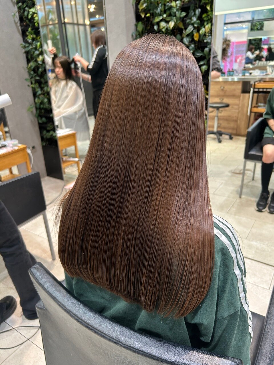 酸性ストレート 髪質改善ヘアスタイル 森ノ宮