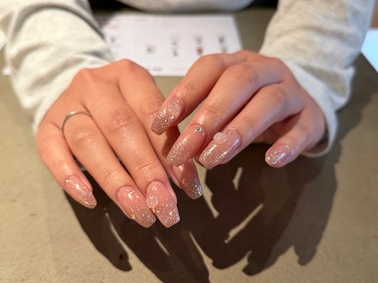 ラメグラデーションネイル 野田阪神