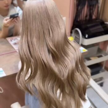 ミルクティーベージュ ハイトーンカラー 梅田