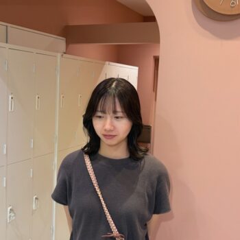 くびれヘア ミディアムスタイル 梅田