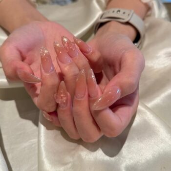 チークネイル マグネットネイル ドレス野田阪神