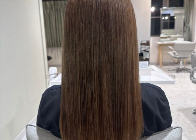 アッシュベージュカラー 透明感ヘアカラー 豊中