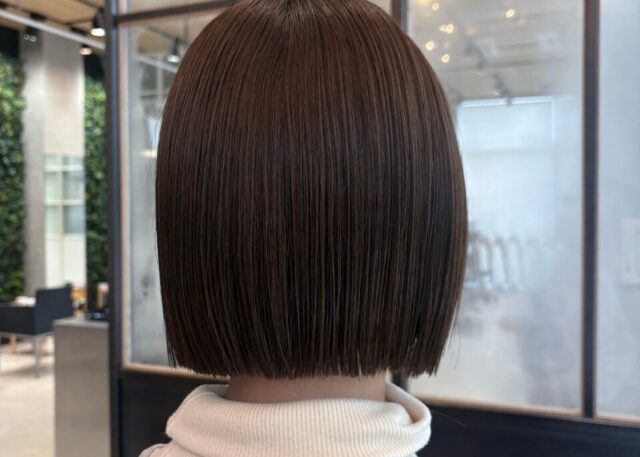 切りっぱなしボブ あご下ボブ ロロネー森ノ宮